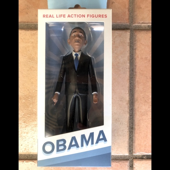 🇺🇸🏛 Barack Obama Real Life Action Figure - Picture 1 of 4